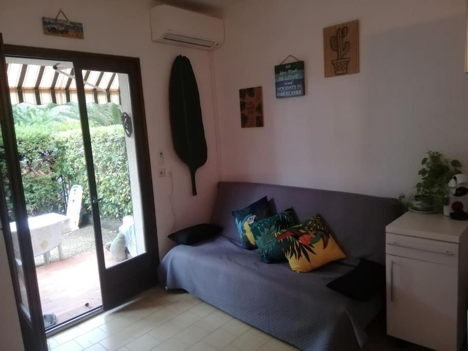 Location Dans Residence Calme, Proche Mer 滨海卡瓦莱尔 外观 照片